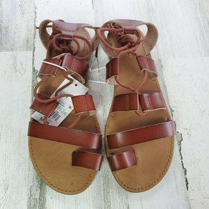 NWT Womens Paige Lace/Up Gladiator Shoe Sandals Un